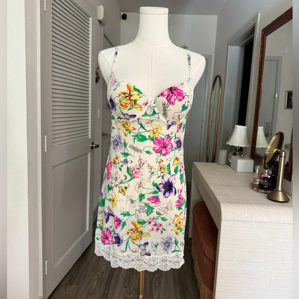 Vintage Victoria’s Secret Floral Butterfly Lace Babydoll Chemise Slip Dress 36B